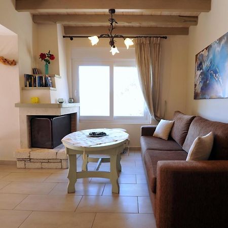 Villa Theodora View Apartments Zeys آغيوس غيوريوس باغون المظهر الخارجي الصورة